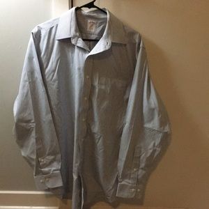 Brooks Brothers Men’s Large Button Down Shirt